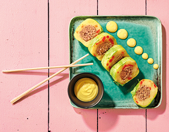 Kindermenu - Een Hollands stamppotje vermomd als sushi! Door het op een Aziatische manier te serveren worden kinderen een beetje gefopt maar heel erg verrast. 