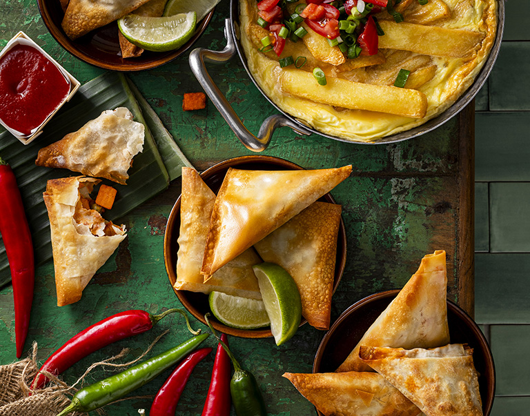 Chipsi Mayai: een geliefde omelet uit Zanzibar met krokante frietjes en kruiden. Perfect als snelle, hartige lunch.